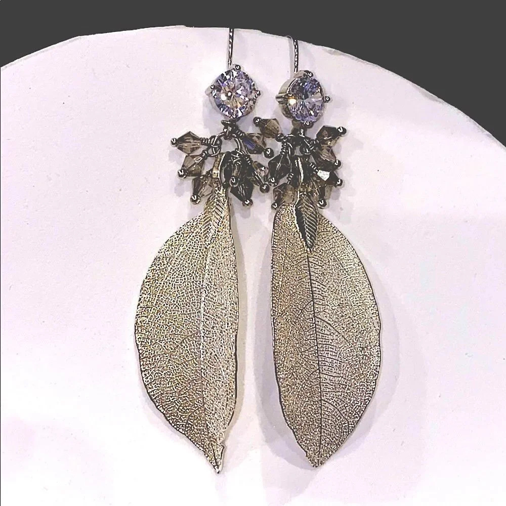 Leave earrings